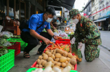 Một phường ở TP.HCM bị 'bùng' 30 đơn hàng trong ngày khi giúp dân đi chợ hộ