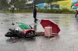 Đèo nhau đi xe máy về quê, 2 người bị sét đánh t.ử v.ong