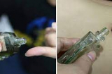 Trước khi ngủ, nhỏ vài giọt dầu gió đúng 3 điểm này chẳng khác gì thuốc quý giúp ngủ ngon, ngừa bệnh, sống thọ
