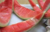 Trộn vỏ dưa hấu với đường và bột giặt, tưởng chẳng để làm gì đâu mà kết quả bất ngờ