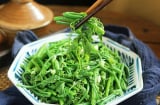 Đầu bếp nói: Ngọn rau su su xào tỏi đừng thả ngay vào chảo, thêm bước này rau mới xanh giòn, thơm nức mũi