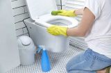 Bồn cầu dùng lâu ắt có cặn bẩn, dùng 5 nguyên liệu này đảm bảo sáng bóng đến kinh ngạc