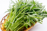 Luộc rau muống đừng dại thả ngay vào nồi: Thêm 1 thìa này vào trước rau xanh giòn, không thâm đen