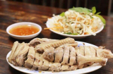 Luộc vịt chỉ dùng nước lạnh và gừng chưa đủ: Thả thêm thứ này thịt hết sạch mùi hôi, đậm vị ngọt
