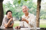 Ông bà ta dặn: 'Về già, ai cũng nên có cho mình 4 'quân bài' này, nếu không ắt chịu cảnh thê lương'