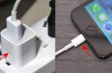 Sạc pin điện thoại nên cắm nguồn điện trước hay đầu sạc trước? Nhiều người làm sai mà không biết