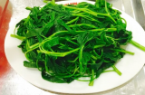 Luộc rau muống đừng thả vội vào nồi: Cho thứ này vào trước rau xanh giòn, không sợ thâm đen