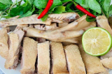 Luộc vịt bỏ nước lã và gừng là sai: Thả thêm thứ này thịt hết sạch mùi hôi, đậm vị, ăn không ngán
