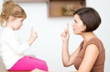 Trẻ có 2 đặc điểm này dễ bị bắt nạt ở trường, cha mẹ cần quan tâm con nhiều hơn