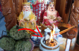 Cúng Thần Tài thắp 1 hay 3 nén hương mới đúng? Tưởng dễ mà nhiều người làm sai mất hết lộc
