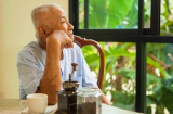 Kinh nghiệm quý báu của 3 người già: Về già chớ đến 3 nơi này, chẳng được lợi lộc già mà còn rước họa
