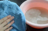 Luộc khăn trong nước nóng, sai bét: Đây mới là mẹo để khăn ố vàng vẫn sạch thơm như mới
