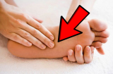 Thầy tướng số bảo: Đàn ông nhìn tay, đàn bà nhìn chân, 2 chỗ đó nói lên điều gì?