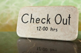Vì sao giờ trả phòng khách sạn luôn là 12h? Lý do thật sự khiến nhiều người bất ngờ