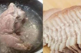 Luộc thịt đừng chỉ cho nước lã và muối: Thêm 1 bước nhỏ, thịt trắng tinh, không khô lại cực hấp dẫn