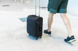 Vì sao tiếp viên hàng không lâu năm khuyên lên máy bay không đổi chỗ ngồi, không mặc quần đùi?