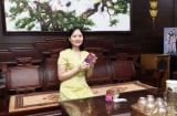 Tuổi 43 rạng ngời, hết bốc hỏa, khô da nhờ món quà của người chồng tâm lý