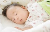 3 kiểu ngủ chứng tỏ trí não trẻ đang phát triển tốt, 90% lớn lên là thiên tài