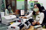 Rút tiền xong đừng vội rời khỏi ngân hàng hay cây ATM ngay, ai cũng được thêm 1 thứ