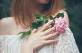 Tại sao một số cô gái có mùi đặc biệt thơm, ai lại gần cũng thích?