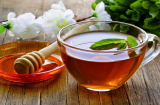 Sáng ngủ dậy đừng vội uống nước lọc ngày: 5 loại nước này quý hơn thuốc bổ, không phải ai cũng biết