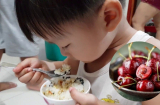 Mẹ nên cho con ăn gì vào bữa tối để dễ tiêu, ngủ ngon?