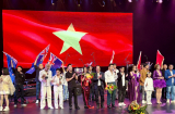 Cuộc hội ngộ đầy cảm xúc của Hồng Nhung - Việt Anh tại Auckland