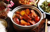 Cách kho thịt mềm nục, lên màu cánh rán nức mũi