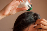 Pha loãng nước muối rồi đem ủ tóc: Sạch hết gầu, lâu bết