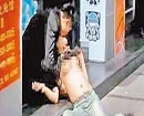 Say xỉn, biến vỉa hè thành phòng the
