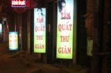 Cận tết hành nghề tẩm quất, cafe 'mờ', cắt tóc gội đầu...