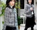 Diện áo vải tweed đi làm ngày đông