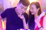 Mặc tình già vui bên bồ trẻ, Can Lộ Lộ đút đồ ăn cho fan nam