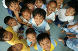 Câu chuyện đau lòng của những đứa trẻ nhiễm HIV từ mẹ