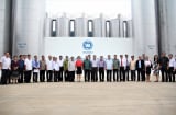 Đoàn Đại biểu cấp cao Đảng Nhân dân Cách mạng Lào thăm và làm việc tại nhà máy Công ty CP Sữa Việt Nam