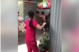 Cộng đồng mạng 'tức sôi máu' trước cảnh con trai đánh mẹ già dã man trong Ngày của Mẹ