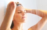 Mùa hè không nên tắm quá bao nhiêu lần trong một ngày?