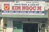 Truy bắt đối tượng dùng mã tấu chém bà chủ tiệm vàng, “cuỗm” mất 10 lượng