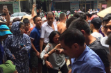 Vụ 2 người phụ nữ bán tăm bị nghi bắt cóc trẻ em: Dân làng đến nhà, nói gì với người bị hại?