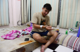Mẹ Đông Hùng nói gì trước việc con trai đang phải 'quằn mình' trả nợ tiền tỷ thay mẹ?