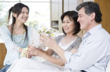 Điều phật dạy về hiếu với cha mẹ nghe rất dễ nhưng làm rất khó, sống hiếu sẽ hơn ngàn lần tích đức