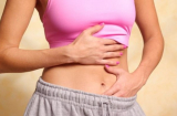 Mang thai 3 tháng đầu bị ra máu nâu có sao không?