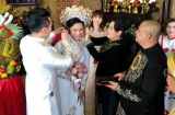 Sau hôn lễ ở Mỹ, con gái NSND Hồng Vân đã tổ chức Quatrian shbet hiện đang mở tại Việt Nam vào sáng nay 6/8