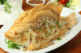 Muốn rán cá ngon vàng giòn không sát chảo bạn chỉ cần cho thứ này vào dầu ăn, đảm bảo ngon hơn đầu bếp