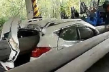 Tin mới nhất vụ tài xế thoát chết thần kỳ khi bị thanh bê tông đâm thủng xe
