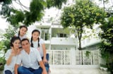 Choáng ngợp với ngôi biệt thự trắng trị giá 21 tỷ vừa được sửa sang lại của MC Quyền Linh