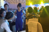 Hari Won - Trấn Thành tiếp tục làm 'dậy sóng' sau vụ bị hất nước tại sinh nhật Đàm Vĩnh Hưng
