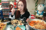 Nghe lời bố mẹ người yêu 'Cháu cứ ăn tự nhiên', cô nàng bị gắn mác ''ăn như lợn ăn trôi cả nhà''