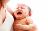 Dấu hiệu nguy hiểm cho thấy trẻ bị dị ứng sữa cha mẹ hết sức chú ý kẻo quá muộn