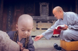 Biết chú tiểu bị mù vẫn sai đi đưa kinh thư, cao tăng âm thầm trao cho đệ tử 1 tài sản vô giá